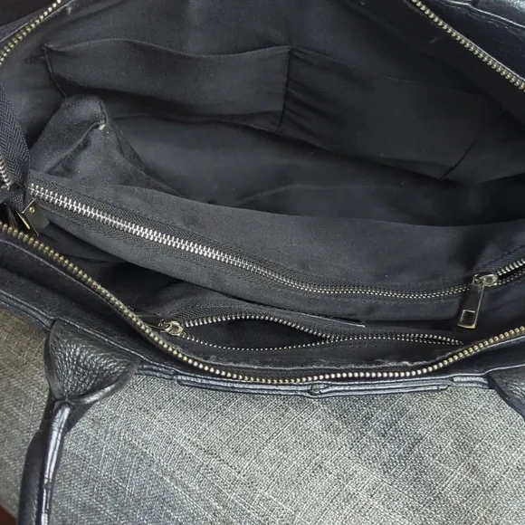 SALE - Chiara Ferretti Black Woven Leather Should Bag large - Picture 7 of 9